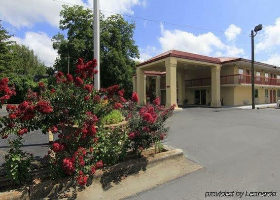Oyo Ga Historic District Hotel 2*