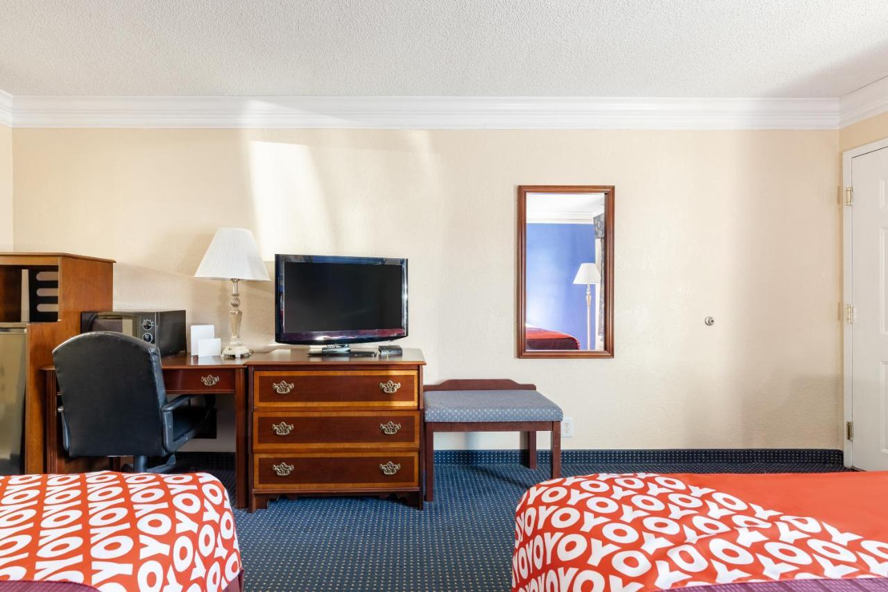 Hotel Oyo Ga Historic District Rome